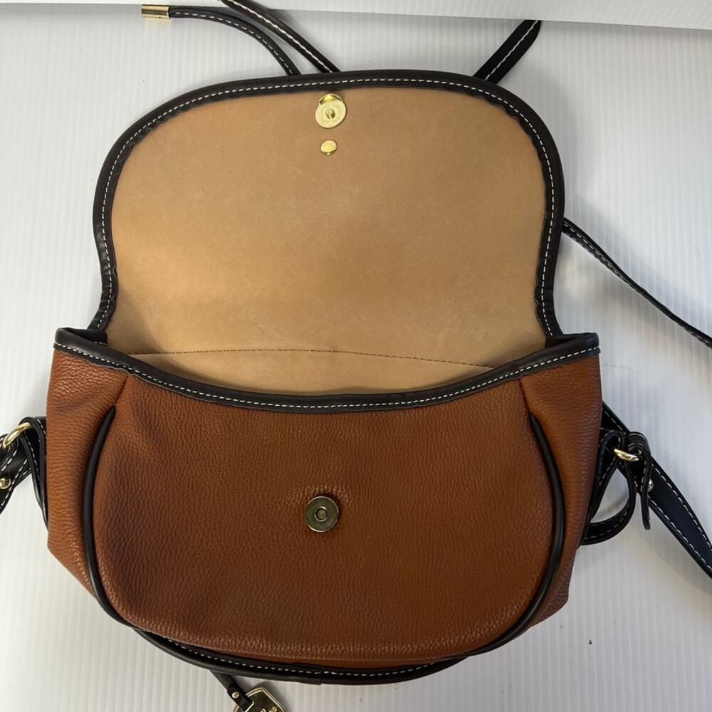 London Fog Women's Newbury Large Saddle Cross Body Handbag Brown Faux Leather - Picture 3 of 13